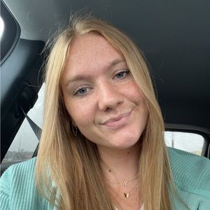 Meet your Posher, Ali